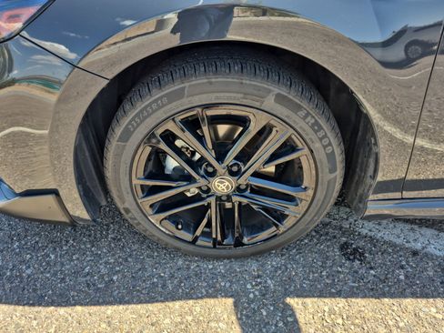 Used 2025 Toyota Camry SE FWD image 24