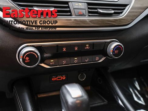 Used 2023 Nissan Altima 2.5 SV AWD/4WD image 20
