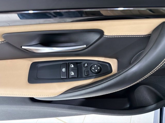 Used 2016 BMW M4 Coupe RWD image 11