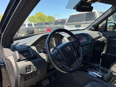 Used 2023 Honda Ridgeline Black Edition image 16