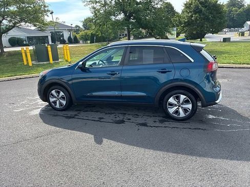 Used 2019 Kia Niro LX FWD image 15