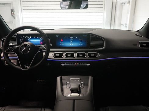 New 2026 Mercedes-Benz GLE 580 4MATIC image 17