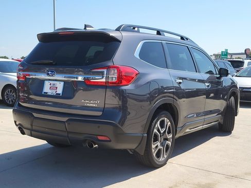 Used 2023 Subaru Ascent Touring AWD/4WD image 4