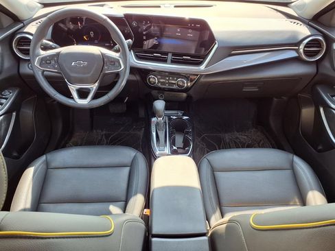 Used 2024 Chevrolet Trax ACTIV w/ Driver Confidence Package FWD image 13