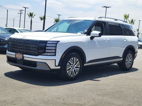 New 2026 Hyundai Palisade FWD Hybrid image 2
