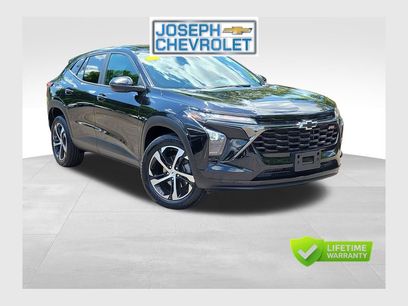 Used 2024 Chevrolet Trax RS w/ Sunroof Package