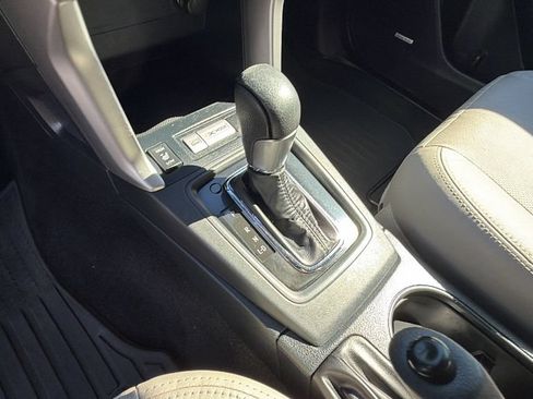 Used 2016 Subaru Forester 2.5i Touring w/ Eyesight & Navigation System AWD/4WD image 24