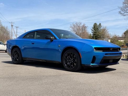 Used 2026 Dodge Charger Scat Pack w/ Blacktop Package AWD/4WD image 18