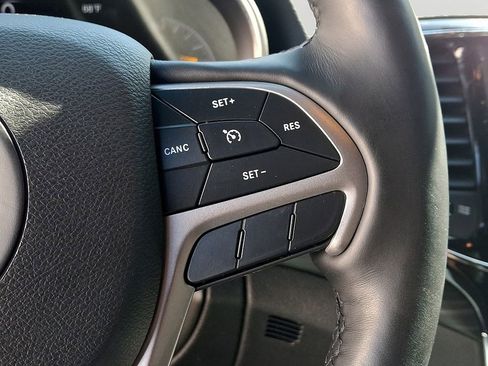 Used 2022 Jeep Grand Cherokee Laredo X AWD/4WD image 26