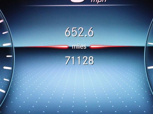 Used 2020 Mercedes-Benz GLS 450 4MATIC image 24