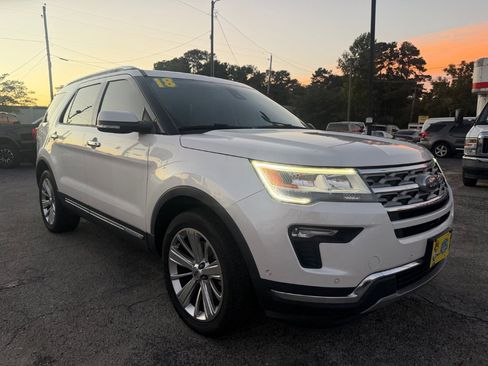 Used 2018 Ford Explorer Limited w/ Equipment Group 301A AWD/4WD image 1