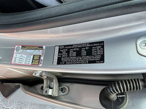 Used 2024 Hyundai Tucson Limited FWD image 21