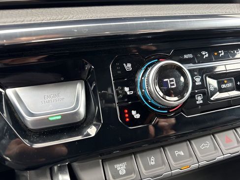 Used 2025 GMC Sierra 2500 Denali image 23