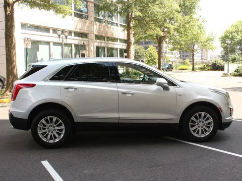 Used 2018 Cadillac XT5 AWD image 6