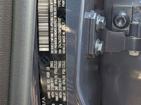 Used 2021 Jeep Renegade Limited AWD/4WD image 37