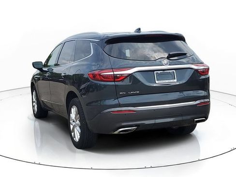 Used 2020 Buick Enclave Essence w/ Trailering Package, 5000 lbs. FWD image 4