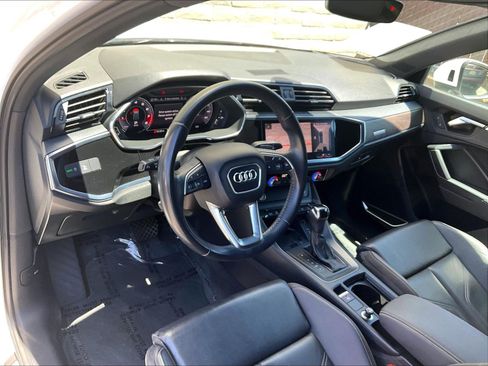 Used 2020 Audi Q3 2.0T Prestige AWD/4WD image 14