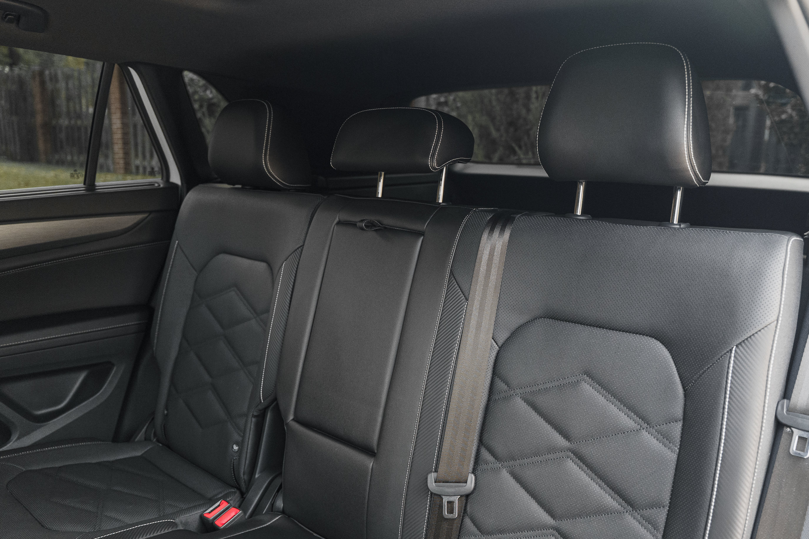 Used 2024 Volkswagen Atlas Cross Sport SE w/ Panoramic Sunroof Package AWD/4WD image 20