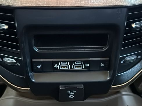 Used 2020 RAM 3500 Limited image 26