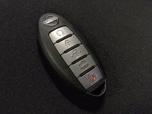 Used 2020 Nissan Sentra SV FWD image 32