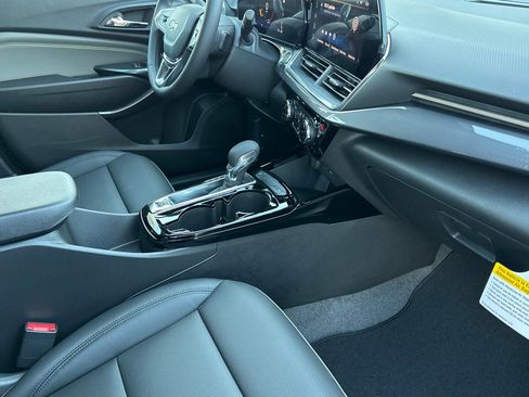 New 2026 Chevrolet Trax ACTIV w/ Driver Confidence Package image 15