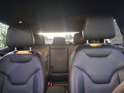 New 2026 Jeep Compass Limited image 28