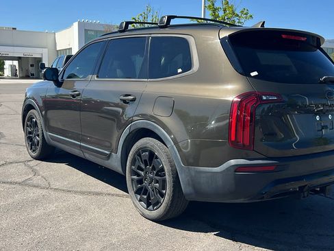 Used 2021 Kia Telluride EX w/ EX Premium Package AWD/4WD image 7