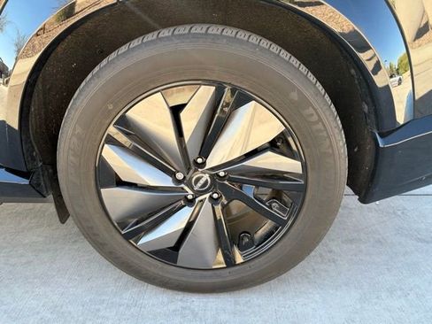 Used 2024 Nissan Ariya FWD image 7