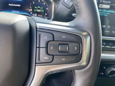 Used 2025 Chevrolet Silverado 2500 LT w/ Convenience Package image 22