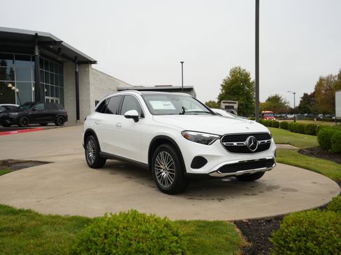 New 2026 Mercedes-Benz GLC 300 4MATIC image 9