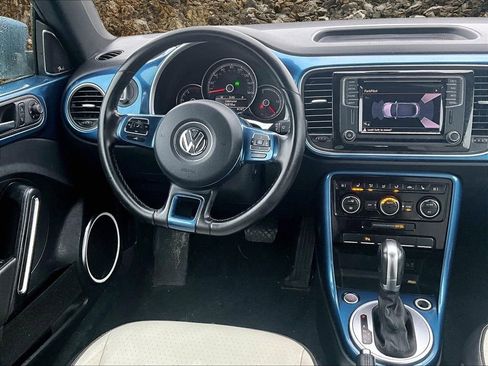 Used 2017 Volkswagen Beetle 1.8T SEL image 3
