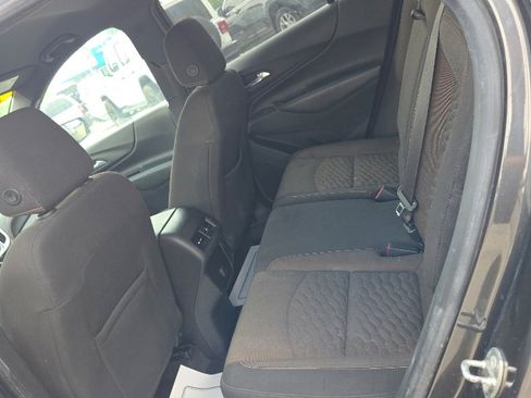 Used 2018 Chevrolet Equinox LT w/ LPO, Cargo Package image 11