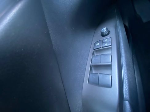 Used 2024 Toyota Camry SE FWD image 17