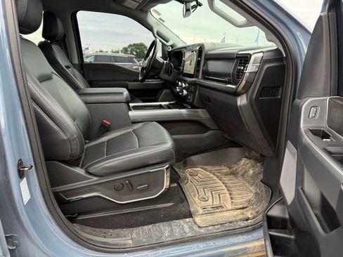 Used 2023 Ford F250 Lariat w/ Lariat Ultimate Package AWD/4WD image 11