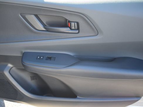 Certified 2023 Toyota Prius LE FWD image 24