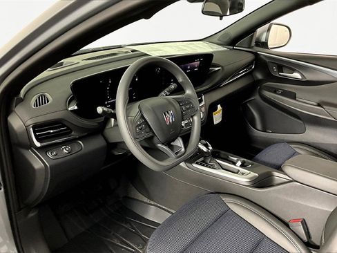 New 2026 Buick Envista Preferred w/ Advanced Safety Package image 8