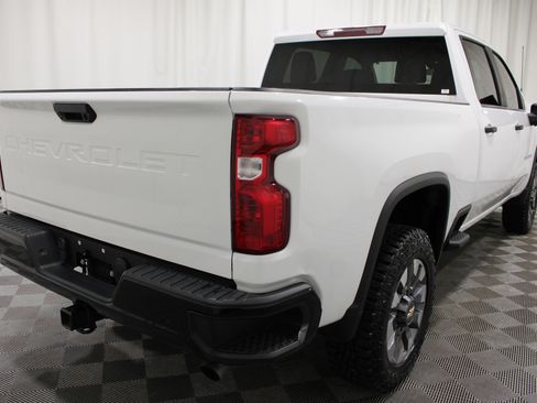 Used 2024 Chevrolet Silverado 2500 Custom RWD image 27