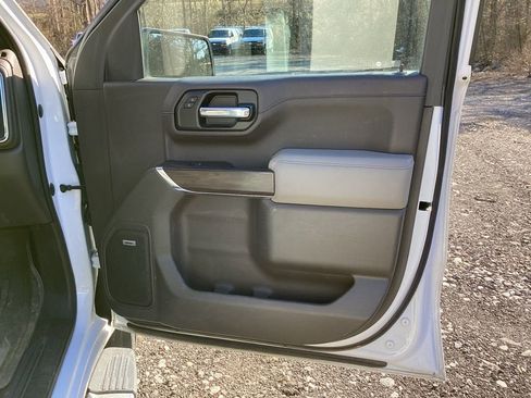 Used 2019 GMC Sierra 1500 SLT w/ SLT Premium Plus Package image 8