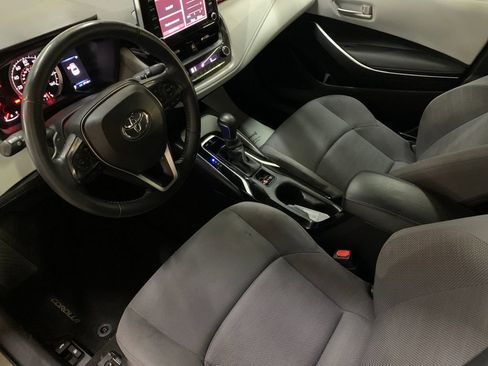 Used 2021 Toyota Corolla SE w/ Carpet Mat Package (TMS) image 11