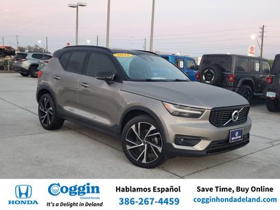 Used 2022 Volvo XC40 T5 R-Design w/ Advanced Package
