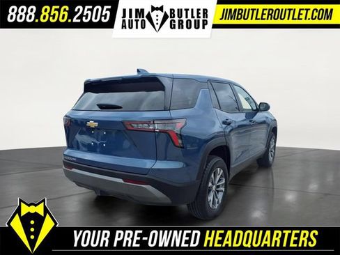 Used 2026 Chevrolet Equinox LT AWD/4WD image 2