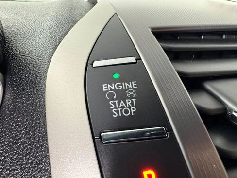Used 2019 Lincoln MKZ Reserve FWD image 17