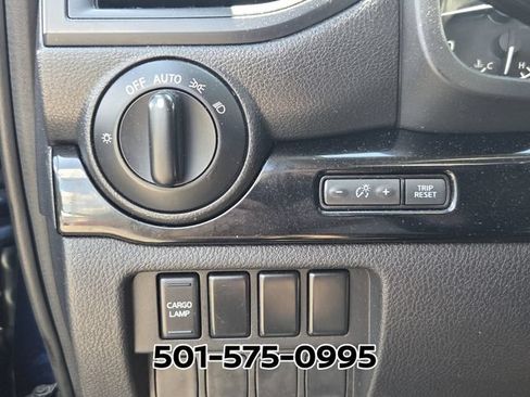 Used 2023 Nissan Titan SV RWD image 30