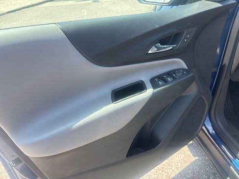 Used 2023 Chevrolet Equinox LS w/ LS Convenience Package FWD image 15