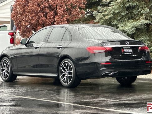 Used 2022 Mercedes-Benz E 450 4MATIC Sedan w/ Driver Assistance Package image 6