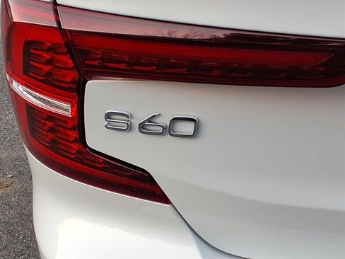 Certified 2024 Volvo S60 B5 Ultimate image 5