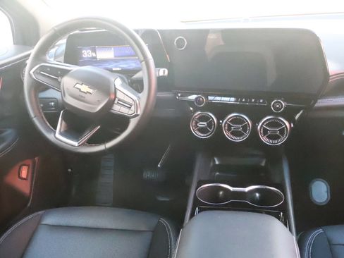 Used 2024 Chevrolet Blazer EV LT AWD/4WD image 31