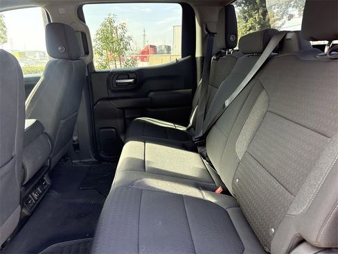 Used 2022 Chevrolet Silverado 1500 LT image 22