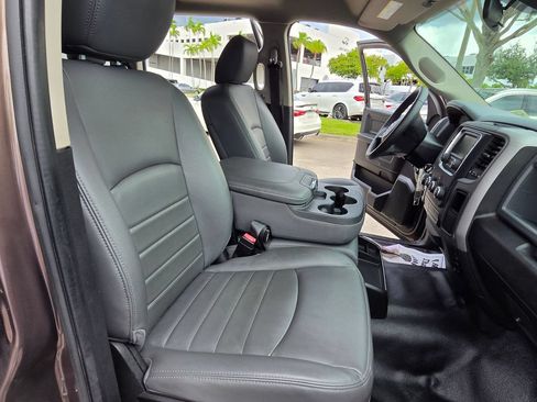 Used 2019 RAM 1500 Tradesman RWD image 22