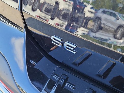 New 2025 Volkswagen Taos SE image 5